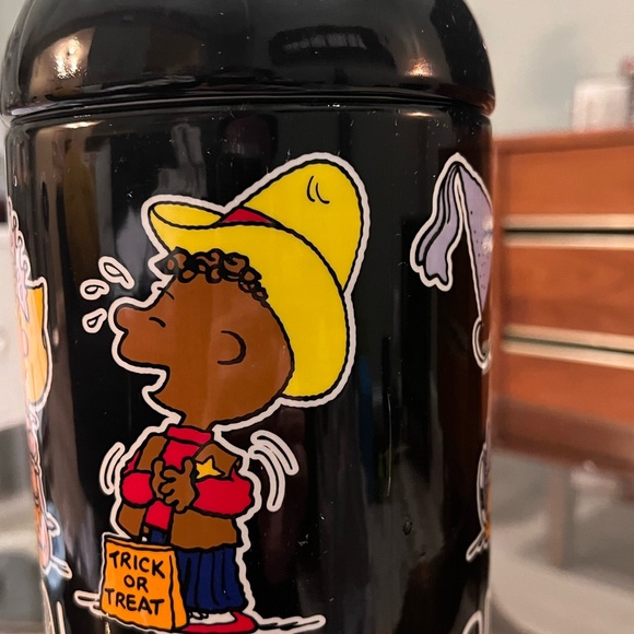 Peanuts "Happiness is Halloween" Cookie Jar - Picture 8 of 8